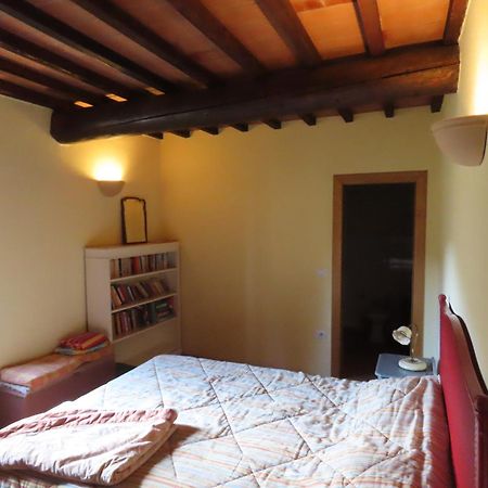 Podere Gli Oppi Toscana Villa Petroio Esterno foto