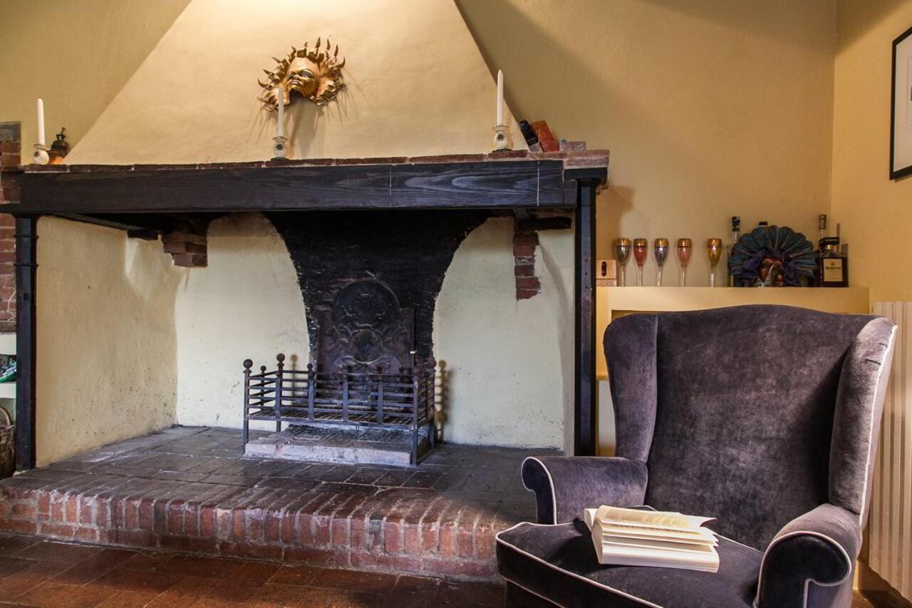 Podere Gli Oppi Toscana Villa Petroio Esterno foto