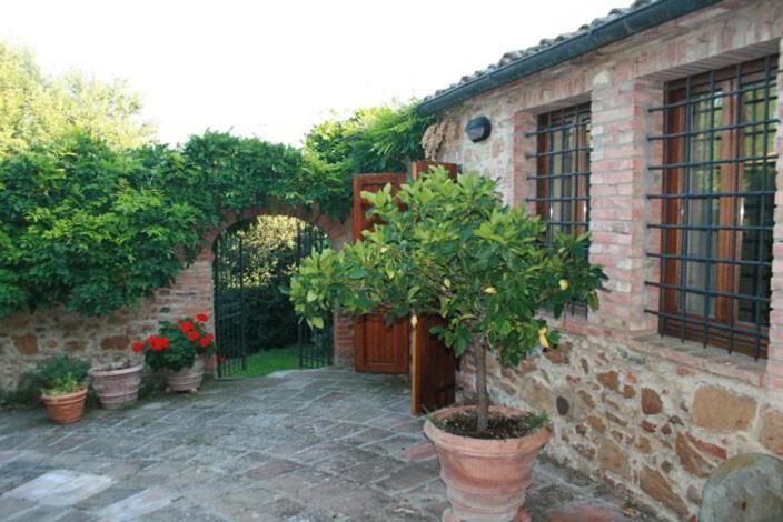 Podere Gli Oppi Toscana Villa Petroio Esterno foto